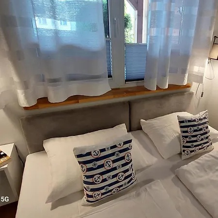 Wakacyjne Wicjan Apartmán *